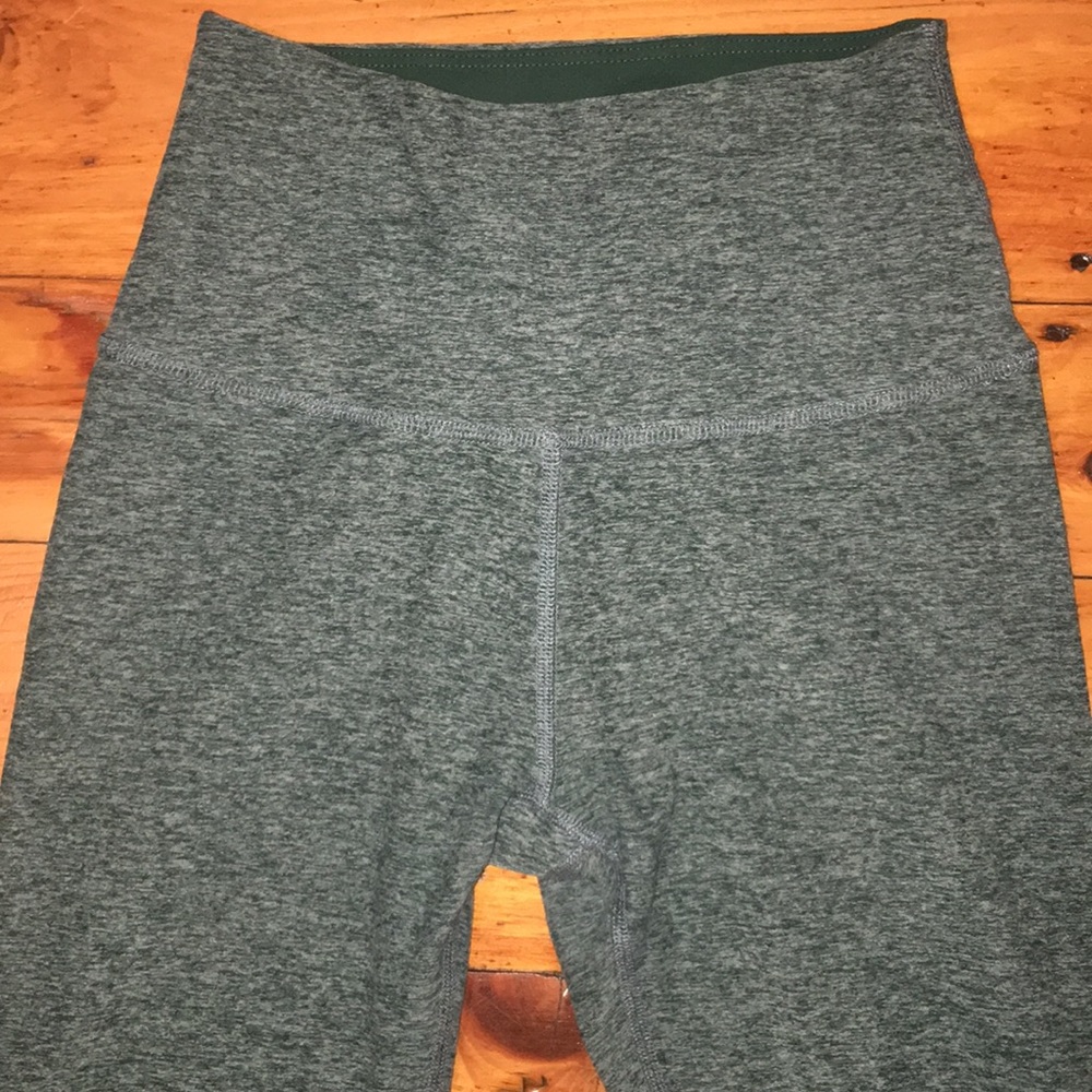Beyond Yoga Green Spacedye HW Legging Size M!